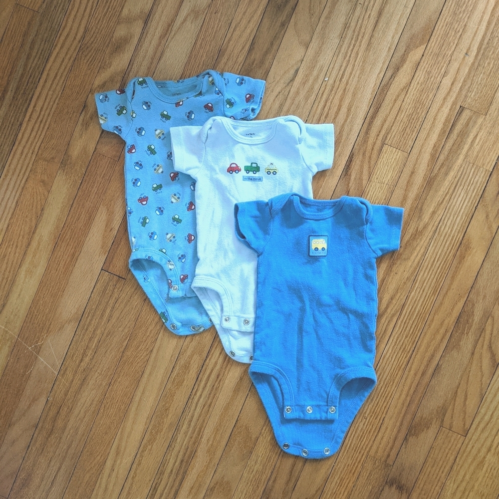 ☁️ 5/$20 Three Piece Carter's Onesies NB